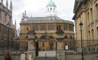 The D-shaped Sheldonian Theatre in Oxford